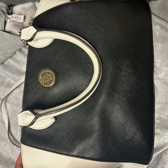 Anne Klein black and white purse - Picture 4 of 4